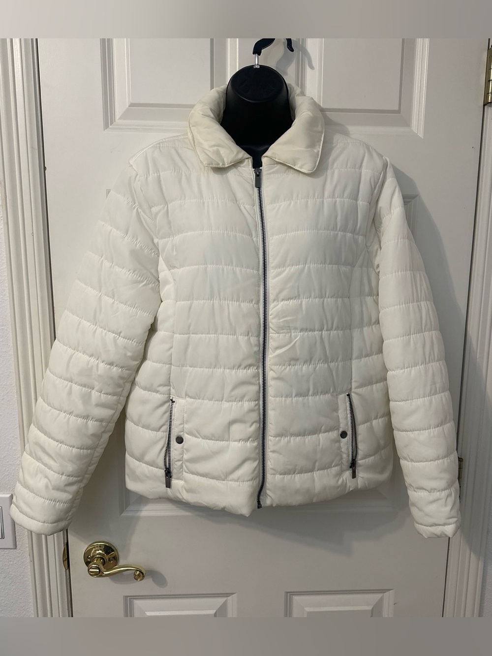 Women's Cream Quilted Puffer Jacket - Lightweight Zip Front